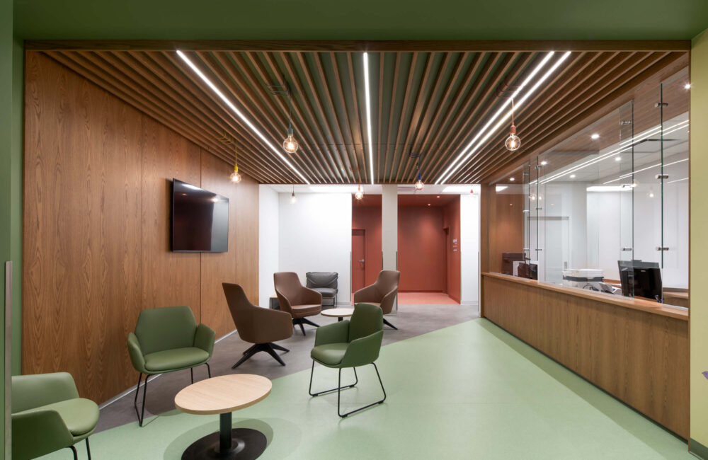 Complexe Synase par Bourgeois / Lechasseur architectes